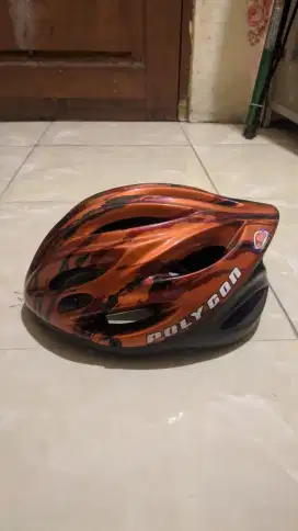 Helm Sepeda Polygon Preloved