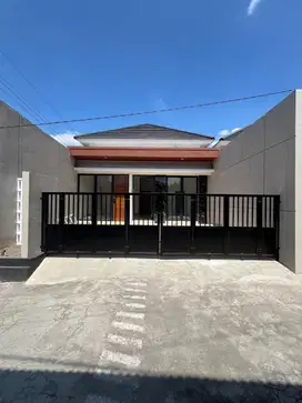 RUMAH BARU LIMASAN MODERN KEKINIAN - TATA RUANG LEGA DI PURWOMARTANI