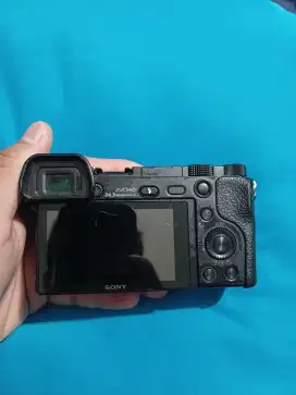 Kamera Sony A6000 & Lensa sony FE 50 mm f 1.8