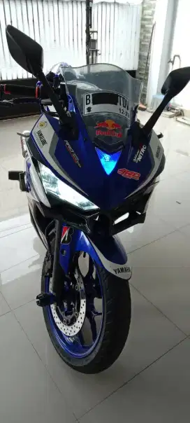 Yamaha R25 250cc tahun 2014