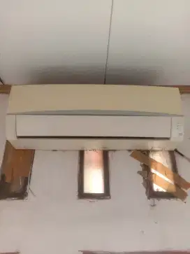 AC SHARP 1pk Made in thailand kondisi normal lok jatiasih