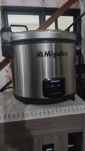 Miyako Rice Cooker Besar Jumbo
