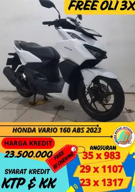 HONDA VARIO 160 ABS 2023 bisa cash dan kredit