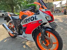 Dijual Honda CBR 150R 2016