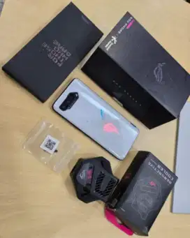 Asus ROG 5 Pro 12/256 GB Kondisi Masih Bagus Dan Siap Pakai