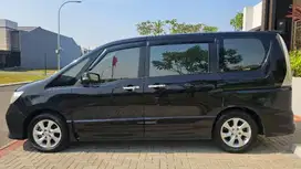 Nissan Serena 2.0 HWS  2014 Hitam Mulus SIap PAKE BEbas Laka BAnjir