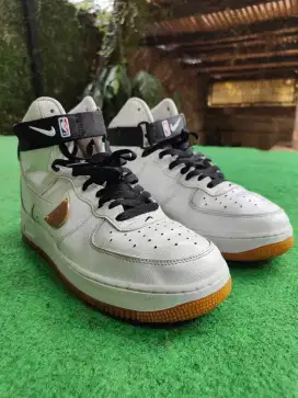 Sepatu cowok/cewek Nike Air Force1 x NBA High '07 LV8 White ORI (RARE)