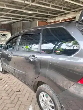 Ahlinya pasang kaca film mobil di jamin rapi