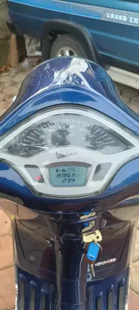 {Vespa} Primavera 150cc ABS Siap Pakai