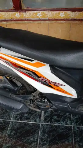 Jual motor Honda beat thn 2014 FI ( Fuel Injection)