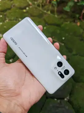Oppo Find X5 Pro 12/256 Snapdragon 8 Gen 1