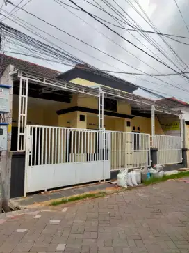Hunian siap huni dengan kamar 3 harga 700jtan