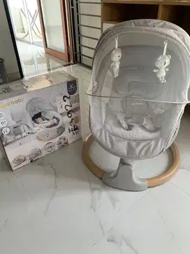Sugarbaby Hug Me Automatic Baby Swing