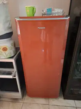 JUAL KULKAS BEKAS PANASONIC SATU PINTU