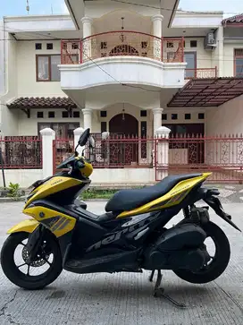 Yamaha Aerox 155 Tahun 2017 - Kuning Hitam