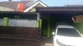 DI SEWAKAN RUMAH DI PERMATA KOPO 2 SUKAMENAK MARGAHAYU