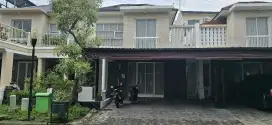 Rumah Royal Residence Cluster Harewood Surabaya