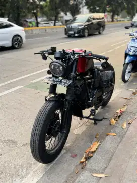 Motor Custom Yamaha byson