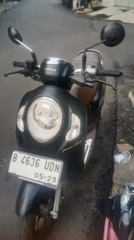 HONDA SCOOPY PRESTIGE 2024
