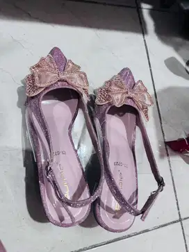 Heels wanita rose gold