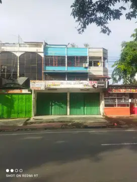 DI JUAL CEPAT 2 RUKO GANDENG LETAK STRATEGIS COCOK BUAT USAHA