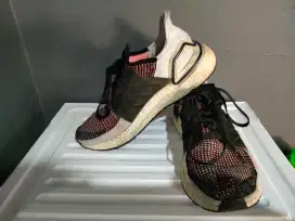Adidas Ultraboost 19 Size 40 Second