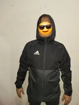 Jaket outdoor adidas