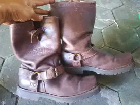 Sepatu Sancho Boots