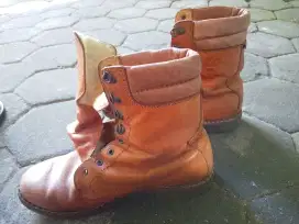 Sepatu Camel Original