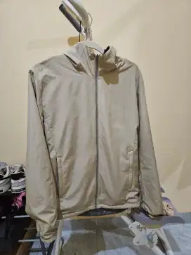 Jaket Uniqlo Original Size M (Like New)