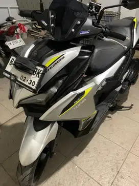 AEROX ALPHA 2025 SILVER (second like new)