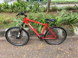 Sepeda giant aluxx 6000 series