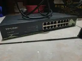 switch hub TP Link tl-sg1016d