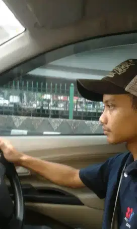 Mencari Lowongan Kerja Driver/Supir