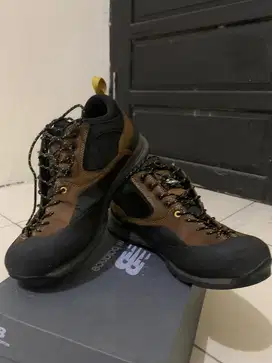 Sepatu Eiger Anaconda 2.5