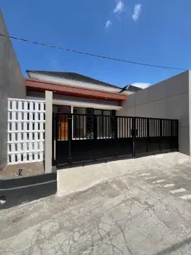 RUMAH BARU LIMASAN MODERN KEKINIAN TATA RUANG LEGA DI PURWOMARTAN