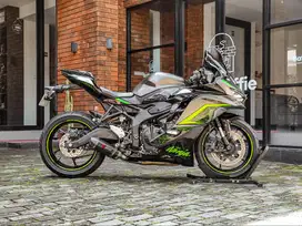 Kawasaki Ninja ZX25R SE ABS 2023 Like New Very Low Odo