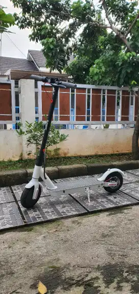 SKUTER LISTRIK SCOOTER LISTRIK EXOTIC