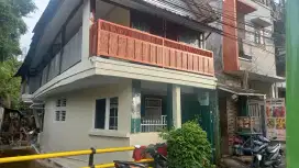 Disewakan kamar kos kost an harga mahasiswa di utan kayu matraman