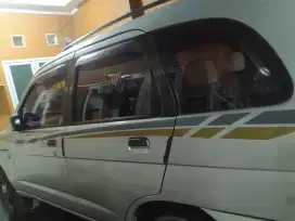 Daihatsu taruna type cl 2004
