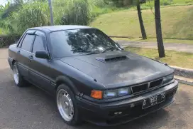 Mitsubishi Eterna