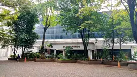 Gedung Perkantoran di Jl Ampera Raya Cilandak Ps Minggu Jaksel