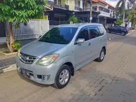 Toyota Avanza 2010 Bensin