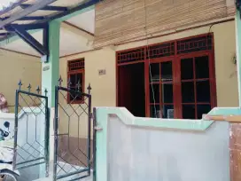 Dikontrakkan rumah di perumnas klender, malaka jaya Nusa indah 1