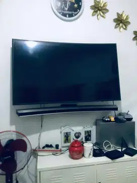 Tv curve 48 inch 3D satu set surround dan salon