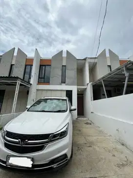 Best Take over Rumah 2LT tanah besar cocok utk perluasan di Padalarang
