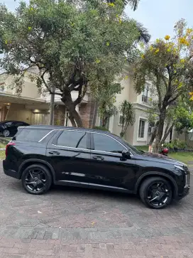 Pallisade FACELIFT 2022 BLACK RED Super LOW KM !!