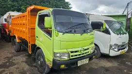Hino dutro 130 HD dumptruk 6 kubik thn 2013