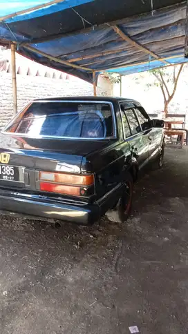 Honda Accord 1982 Bensin