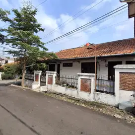 Rumah Sewa Cinere Satu Lantai Dekat Tol Brigif
